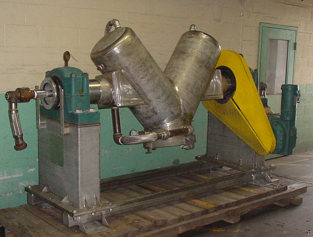Mixer and Blender 10 cu. ft. capacity Hamilton twin shell V blender 7.5 hp, 316 SS