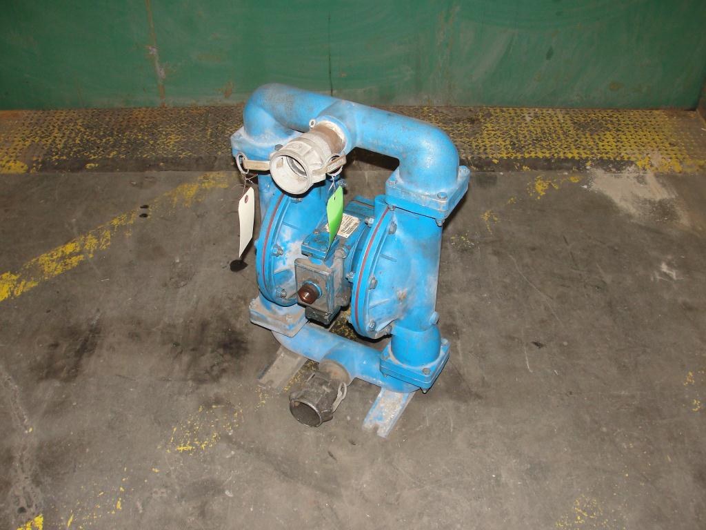 Pump 3 Warren-Rupp Sandpiper diaphragm pump, Aluminum