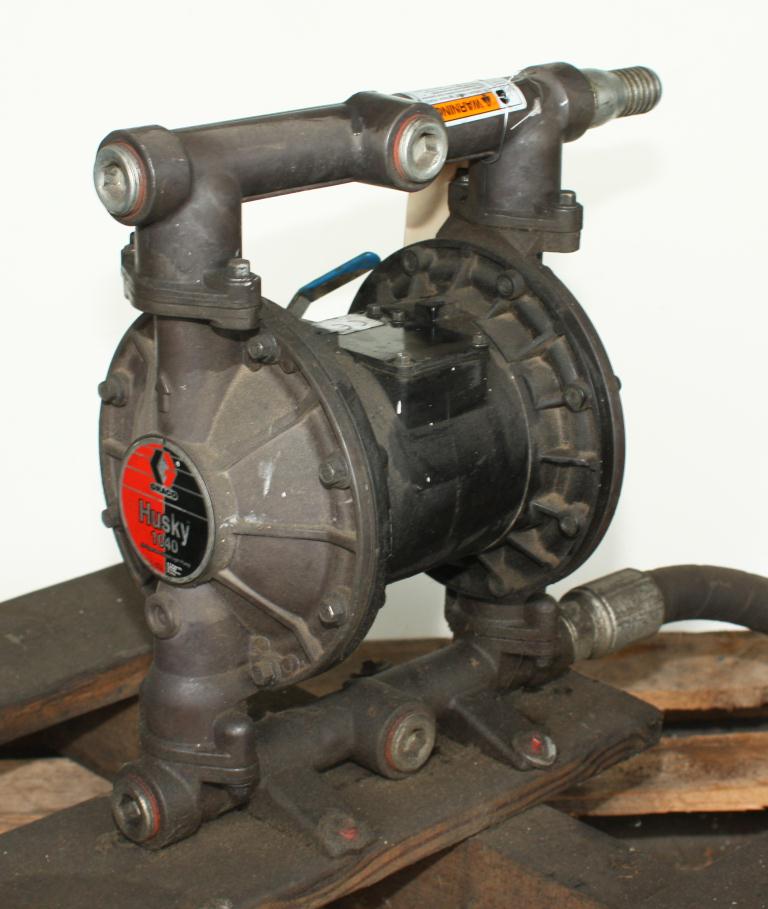 Pump 1 Graco Husky diaphragm pump, Aluminum