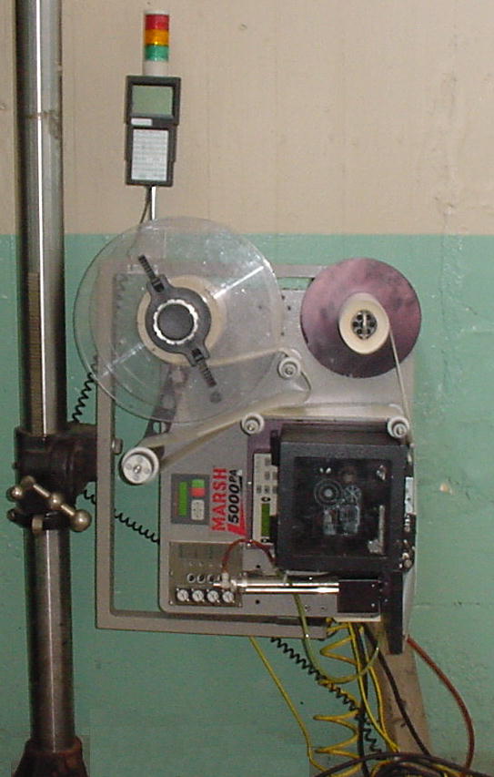 Labeler Marsh pressure sensitive labeler model 5000 PA, Tap On, up to 12 per second