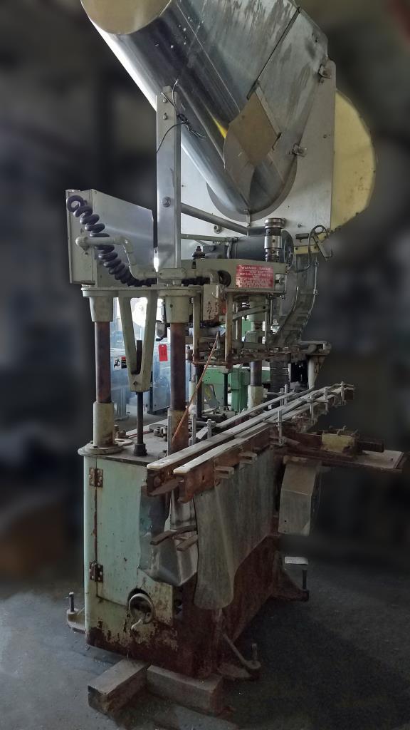 Capping Machine Resina screw capper model S-30, 43 mm, 24 to 60 cpm