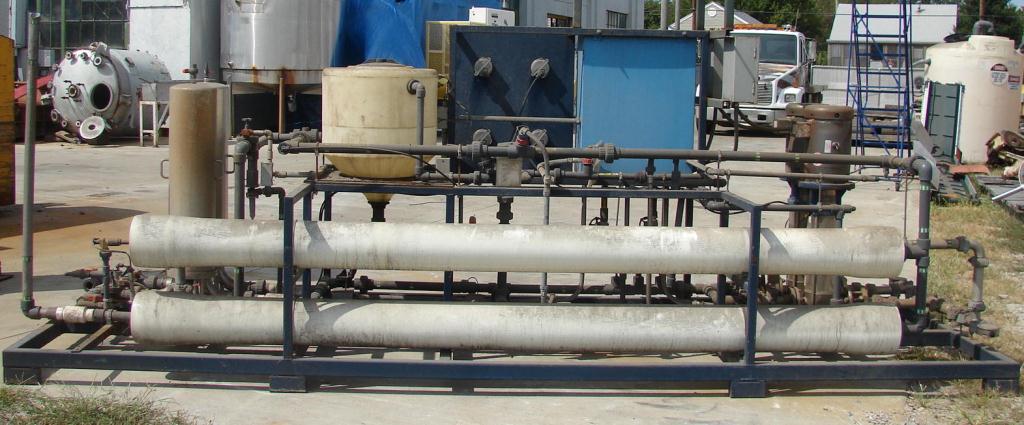 Filtration Equipment Interlake Water Systems Co. reverse osmosis filter, up to 31 gpm flow rate, 2 prefilters2