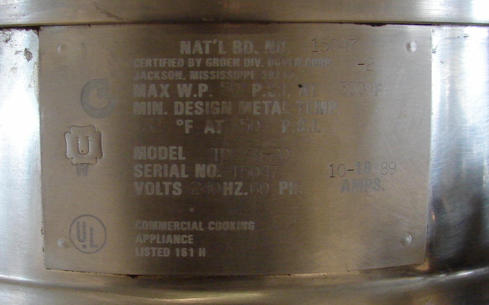 Kettle 5 gallon Groen hemispherical bottom kettle, 50 psi jacket rating, 304 SS4
