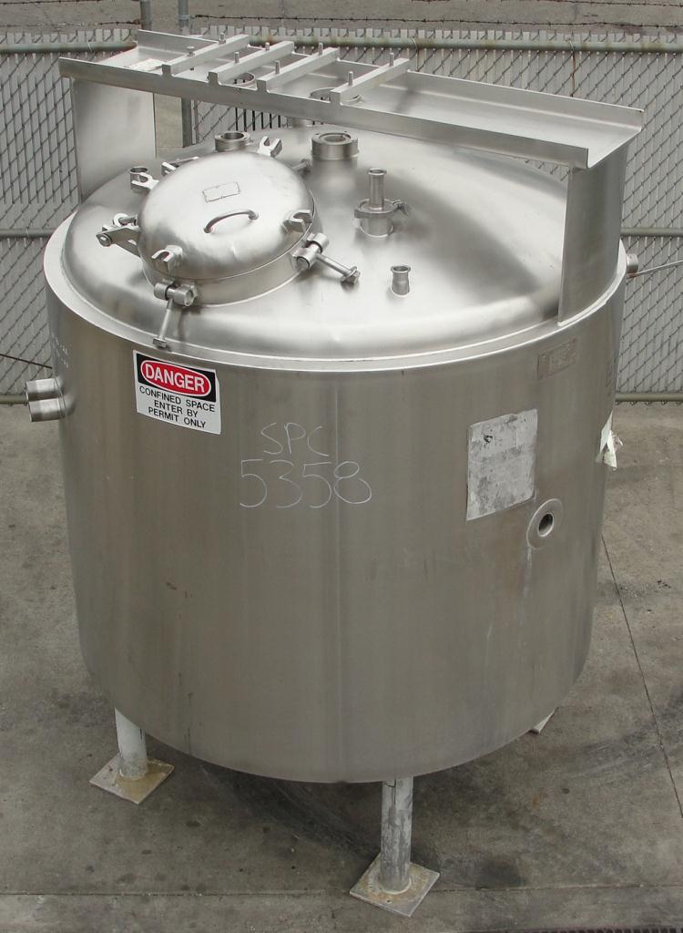 Kettle 400 gallon Groen hemispherical bottom kettle, scrape agitator, 100 psi jacket rating, 316 SS1