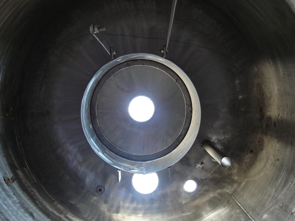Tank 375 gallon vertical tank, Stainless Steel, 150 psi @ 400° F jacket, dish bottom6