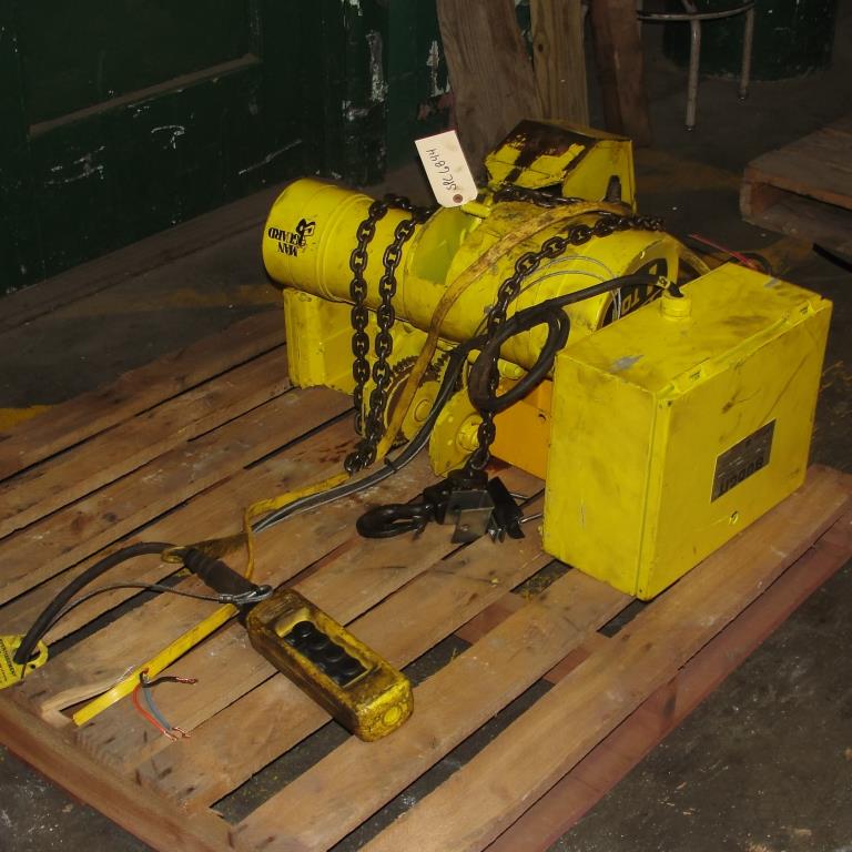 Material Handling Equipment chain hoist, 2000 lbs. Budgit model 11689957, 10