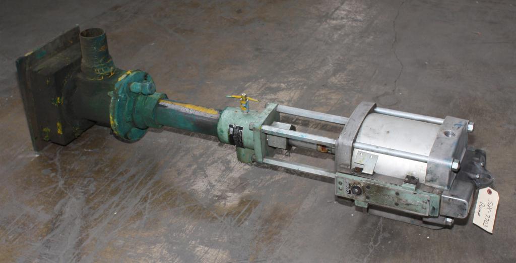 Pump 3 inlet Lincoln Industrial positive displacement pump model 84900, CS2