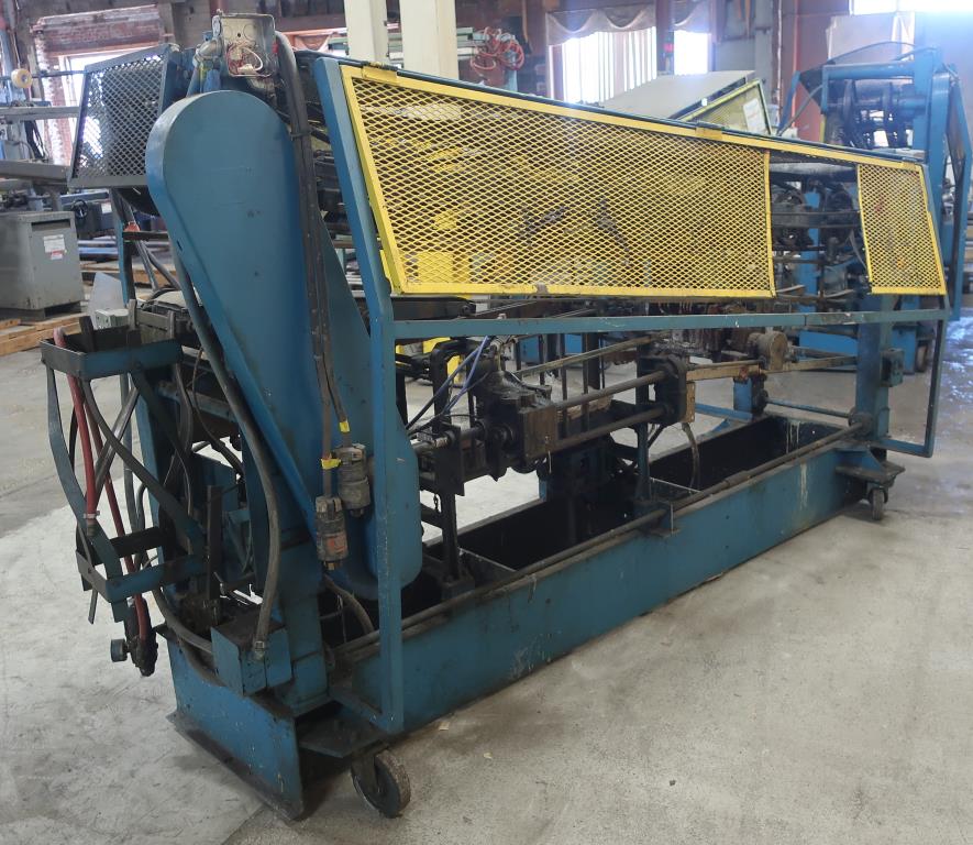 Labeler Newway roll through labeler model EP, up to 500 cpm4