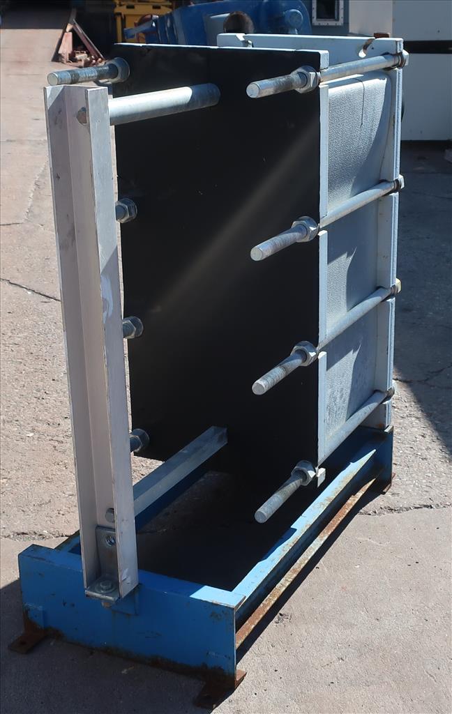 Heat Exchanger 295.92 sq.ft. API Schmidt plate heat exchanger, Stainless Steel2