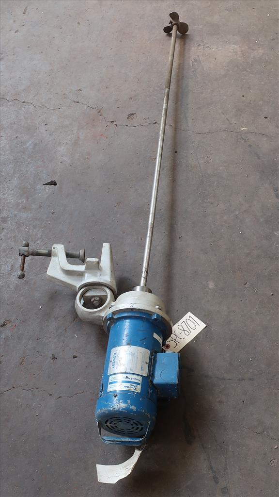 Agitator 1/2 hp Grovhac clamp-on agitator, model SPC-0252
