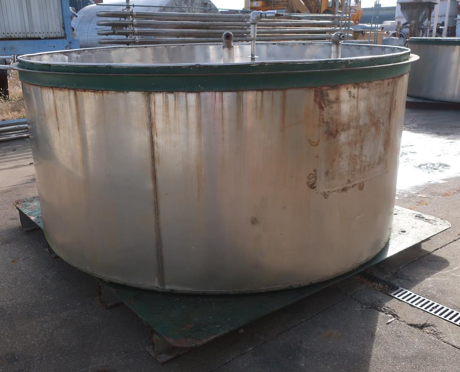 Tank 1452 gallon vertical tank, Stainless Steel, slope bottom4