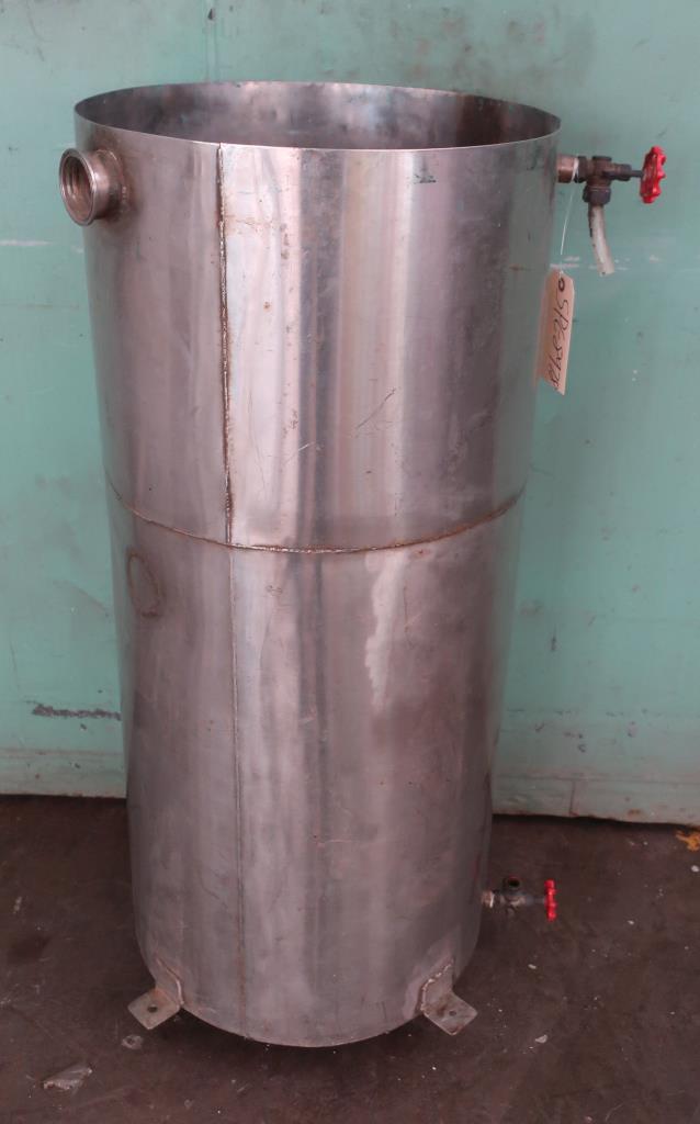 Tank 40 gallon vertical tank, Stainless Steel, conical bottom