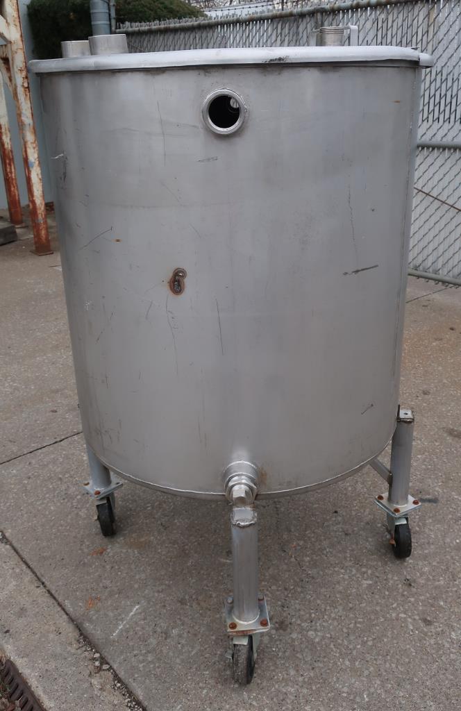 Tank 150 gallon vertical tank, Stainless Steel, flat bottom, On casters4