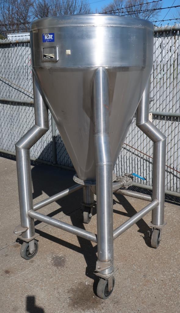 Tank 100 gallon vertical tank, Stainless Steel, conical bottom, on casters4