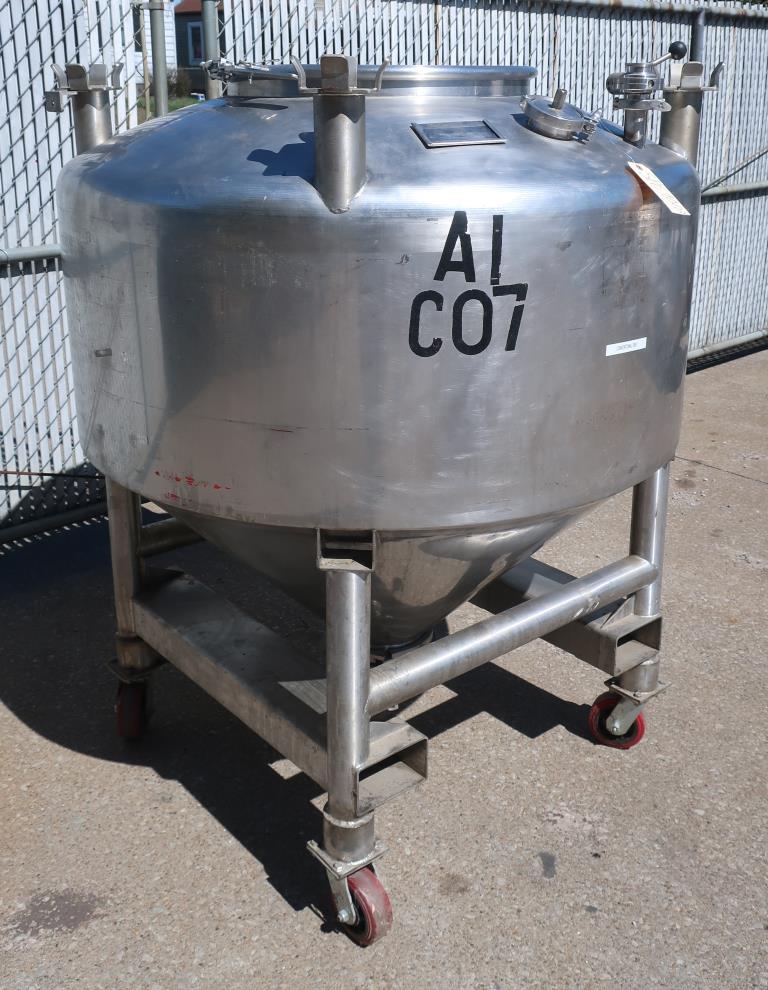 Tank 200 gallon vertical tank, Stainless Steel, conical bottom, on casters1