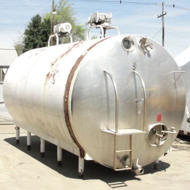 6000 gallon horizontal tank, stainless steel, dimple jacket, (2) 2 hp agitators