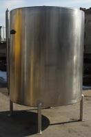 580 gallon vertical, stainless steel, flat bottom