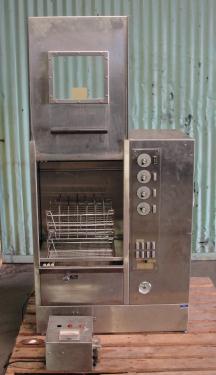 Washer Heinicke Instruments Co 1 stage, spray washer, 18 wide x 18 tall x 14 deep work opening, Stainless Steel