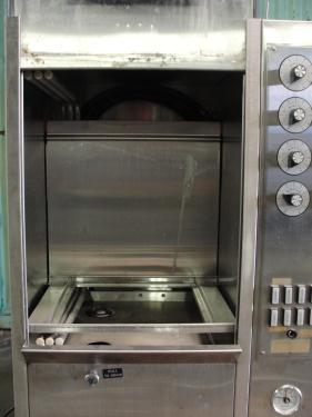 Washer Heinicke Instruments Co 1 stage, spray washer, 18 wide x 18 tall x 14 deep work opening, Stainless Steel