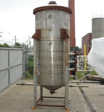 Tank 500 gallon vertical tank, Stainless Steel, 90 psi @ 330° F dimple jacket, conical bottom