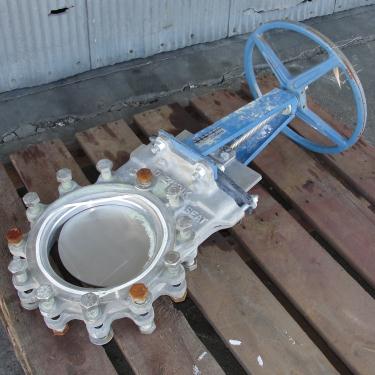 Valve 10 dia Dezurik gate valve, hand wheel, 304 SS