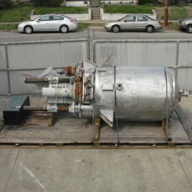 Mixer and Blender 400 gallon capacity Buhler vacuum mixer scrape and dispersion agitator, FV and 3 psi @ 250°F internal, 50 psi @ 250°F jacket