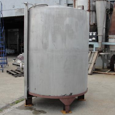 Tank 900 gallon vertical tank, Stainless Steel, conical bottom