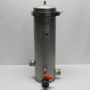 Filters & Filtration Equipment 4.4 sqft CUNO cartridge filter model 4DC2, 304 SS