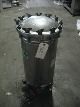 Industrial Filters & Filtration Equipment 84 sqft Harmsco cartridge filter model HIF 14, Stainless Steel, 150 psi @ 140f