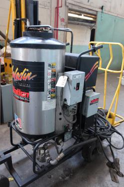 Miscellaneous Equipment Aaladin model 1450 pressure washer, 6 hp, 1800 psi, 5 gpm, 440,000 b.t.u.