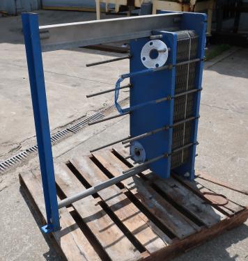 Heat Exchanger 79 (Approx.) sq.ft. APV plate heat exchanger, Stainless Steel Contact Parts