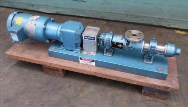 Pump Moyno progressive cavity pump model 3M1-SSJ-3AAA, 1/2 hp, Stainless Steel