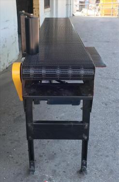 Conveyor Quipp belt conveyor model Mat Top Conv. Bundle Turn, CS, 18 x 130
