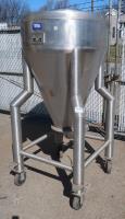 Tank 100 gallon vertical tank, Stainless Steel, conical bottom, on casters