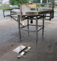 Accumulation Table 59 Kentucky Machine & Tool rotary bottle feed table Stainless Steel
