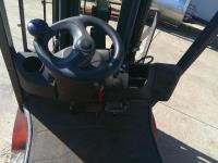 Forklift 5125 lbs. Linde propane forklift model H32CT, finger tip control, 190 lift height